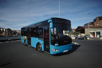 Bus / bus