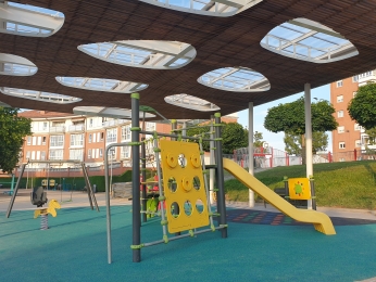 Parque infantil de Aldekoena. / Aldekoenako haur-parkea.